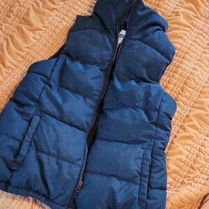 Old Navy Green Mixed- Fleece Vest